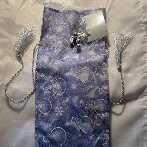 Snowman Semi-Sheer Nylon Wine Pouch